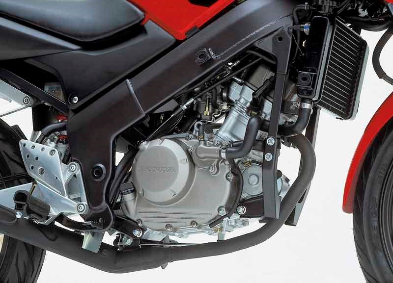 موتور سیکلت هوندا CBR125R 2004